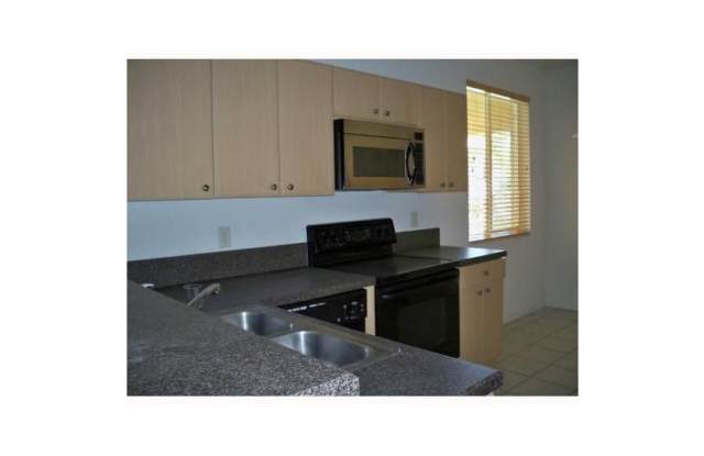 1040 GOLDEN CANE DR Gallery 2