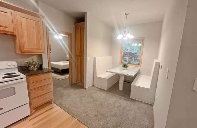 Charming 3-Bedroom Home in the Heart of Guthrie - 115 North Capitol Street, Guthrie, OK 73044