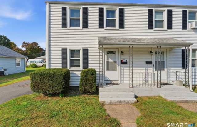 92 Seaman Circle Gallery 1