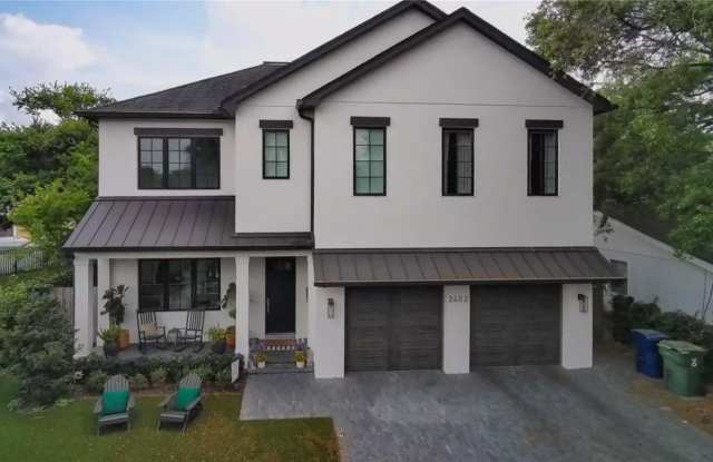 2402 W PARKLAND BOULEVARD photos photos