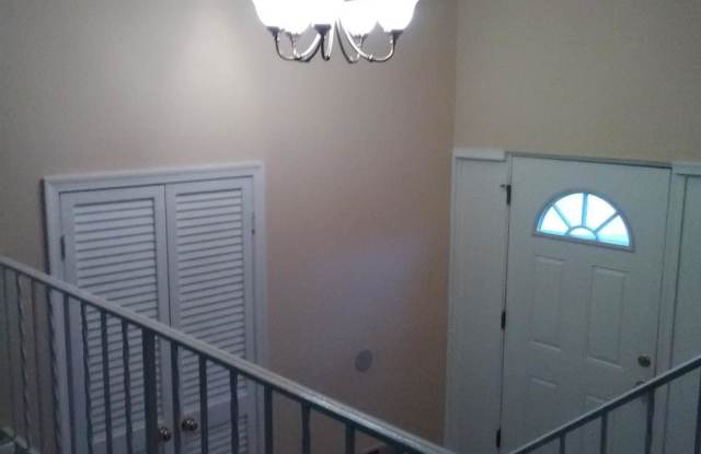 7001 BLUE BIRD COURT Gallery 3