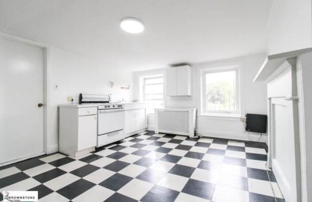 277 Warren Street - 277 Warren Street, Brooklyn, NY 11201