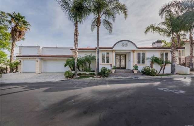 5770 Rolling Road - 5770 Rolling Road, Los Angeles, CA 91367