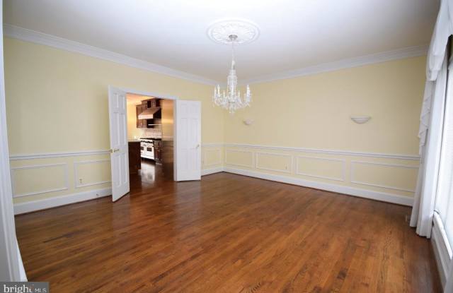 7305 LINGANORE COURT Gallery 4
