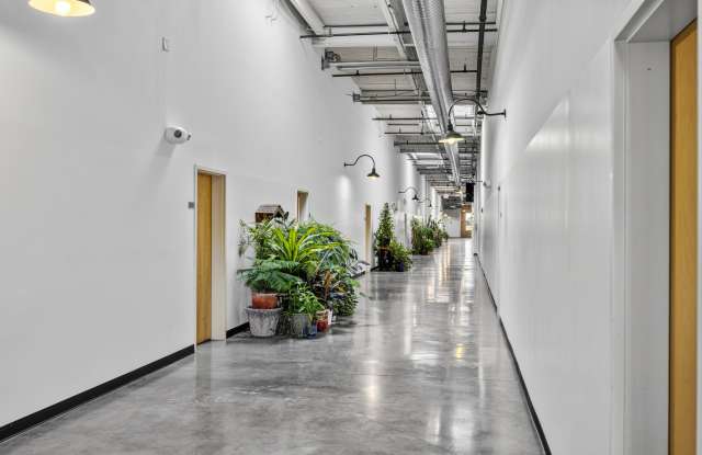 201 Price Road Gallery 3