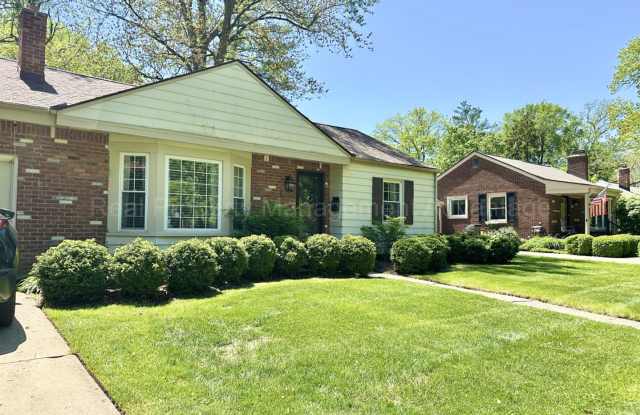 Updated 3-Bed Ranch Steps from Downtown Birmingham & Woodward! Gallery 3