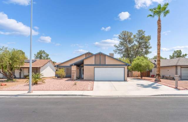 Single-Story Comfort with Spacious Layout! photos photos