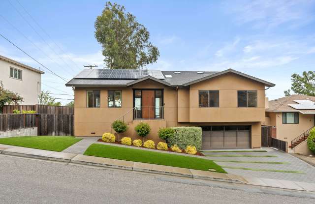 1002 Crestview Drive Gallery 2