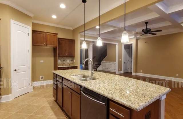 550 Cottonfield Cir Gallery 4