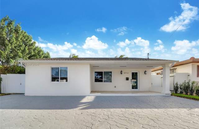 4712 SW 2nd Ter photos photos