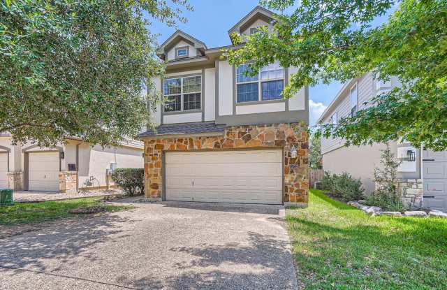 Beautiful home in gated community!! - 21722 Andrews Garden, San Antonio, TX 78258