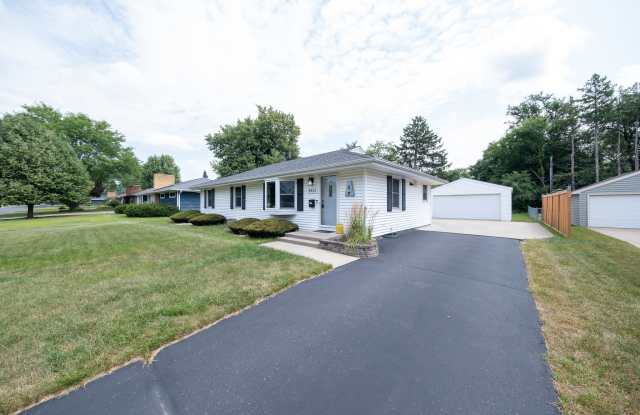 9433 Chicago Ave. S. photos photos