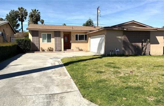 927 Latchford Avenue photos photos