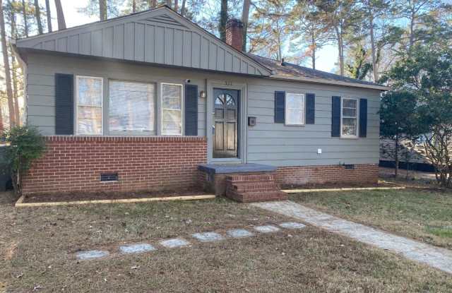 Charming 3 Bed/ 1 Bath Ranch Home Located in Desirable Salisbury NC - Covered Back Porch - Fenced Backyard - Storage Building photos photos