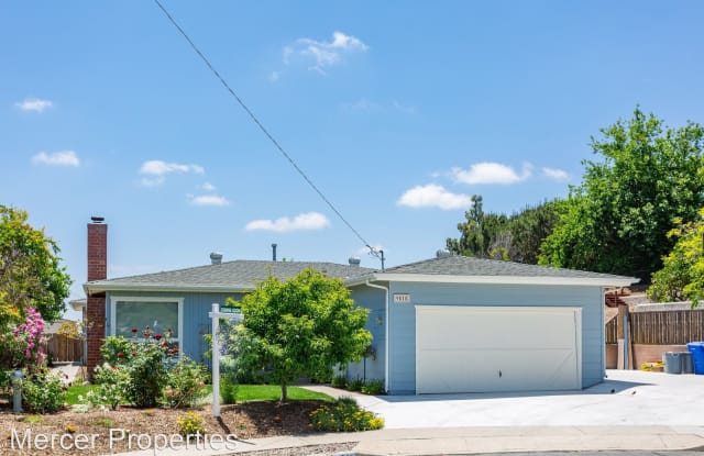 9515 White Place - 9515 White Place, La Mesa, CA 91942