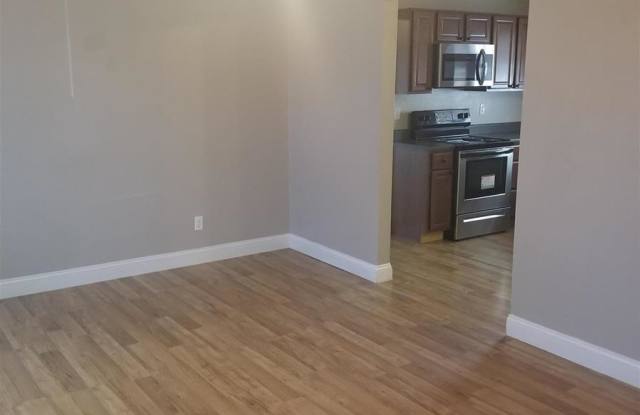 735 East Main Gallery 2