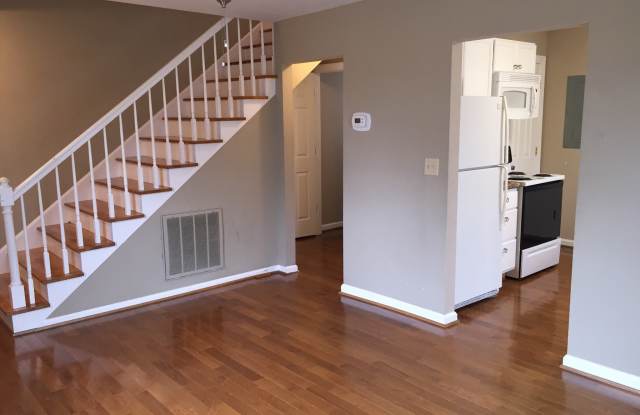 2600 Acklen Ave - 2600 Acklen Avenue, Nashville, TN 37212