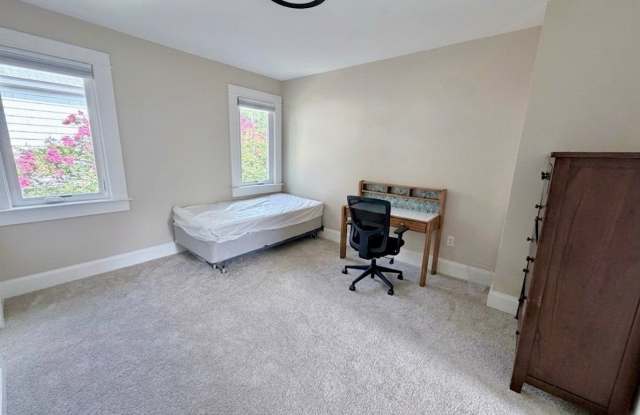 411 North Rock Glen Road photos photos
