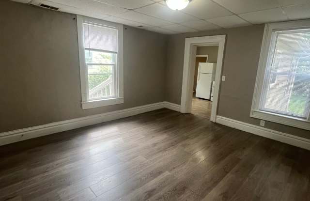 1211 High Avenue Gallery 3