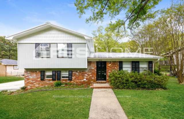 3015 Sartain Drive photos photos