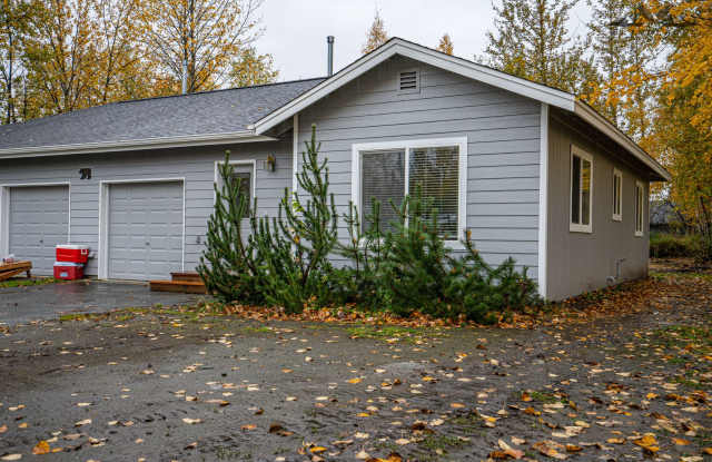 1290 N. Hoka Hay Circle, Wasilla, AK 99654 photos photos