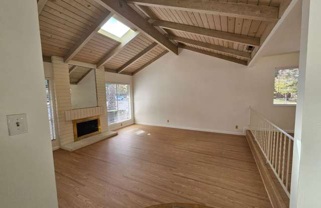 DREAMY 4-BEDROOM DELIGHT! - Fremont Gallery 1