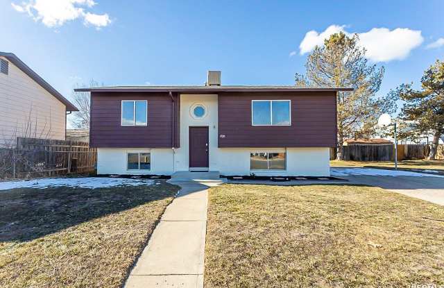 1920 S 200 E photos photos