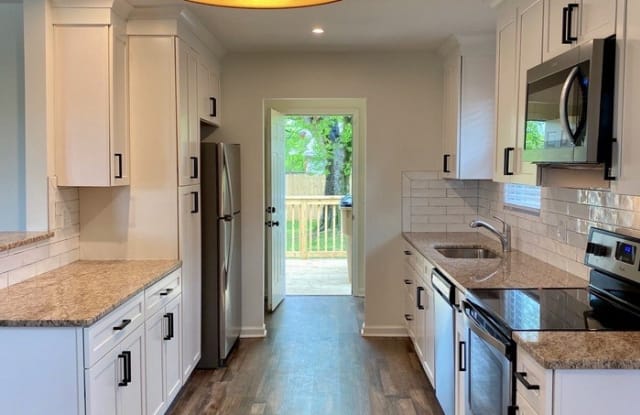 2302 Osage Street - 2302 Osage Street, Nashville, TN 37208