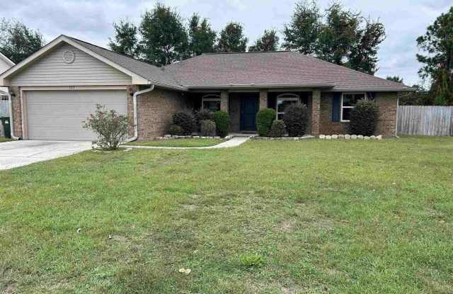 323 Tree Swallow Dr - 323 Tree Swallow Drive, Brent, FL 32503