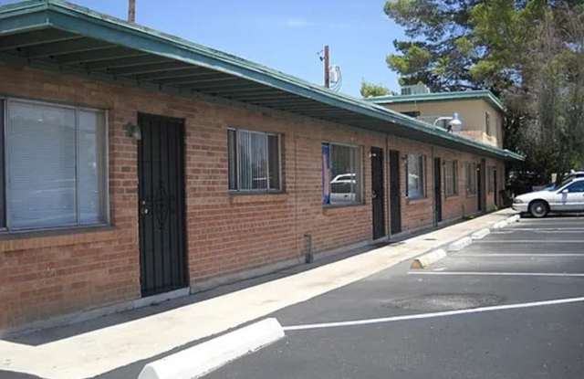 1550 North Craycroft Road - 1550 North Craycroft Road, Tucson, AZ 85712