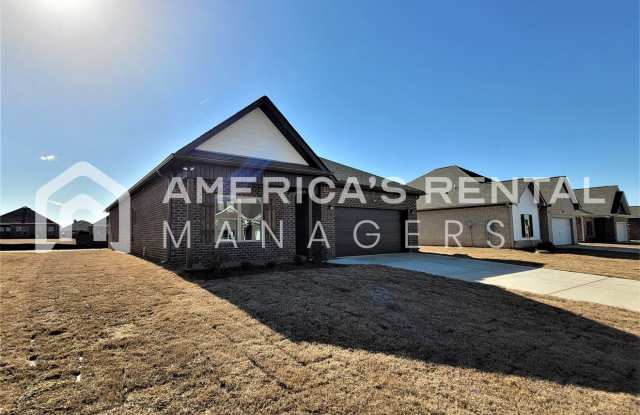 Available NOW- Home for Rent in Meridianville, AL!!! Sign a 13 Month Lease by 1/31/26 to receive HALF-OFF ONE MONTH'S RENT!! photos photos