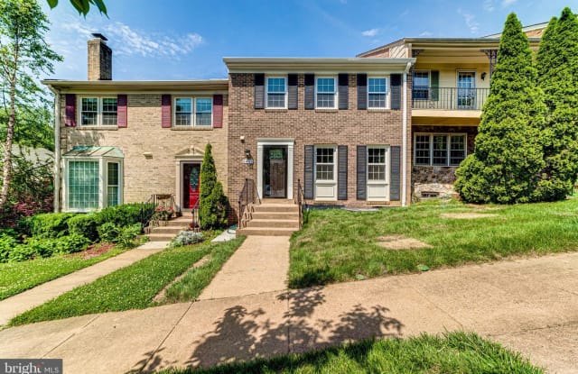 6403 SEVEN OAKS DRIVE - 6403 Seven Oaks Drive, West Falls Church, VA 22042