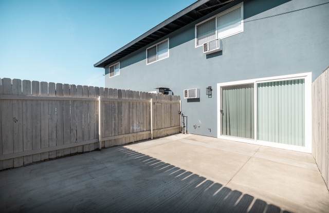 Orange Grove Townhomes Gallery 4