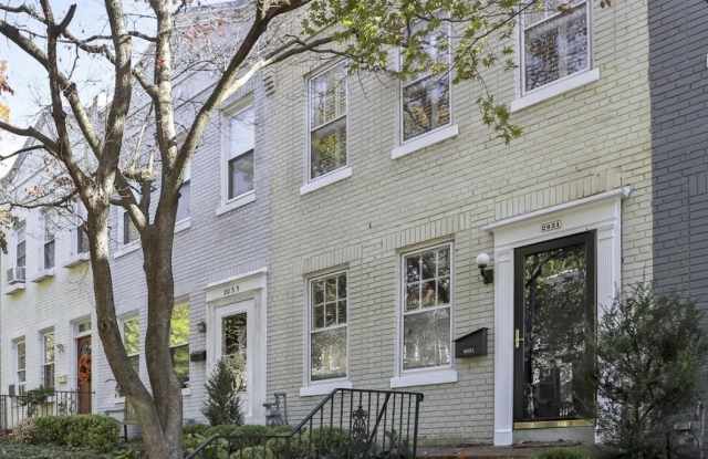 2031 37TH Street NW - 2031 37th Street Northwest, Washington, DC 20007