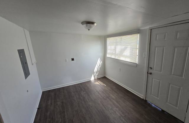 802 W 22nd Street photos photos