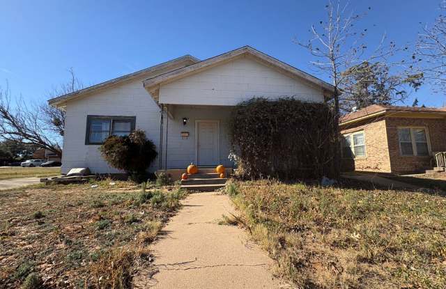 1750 Walnut photos photos