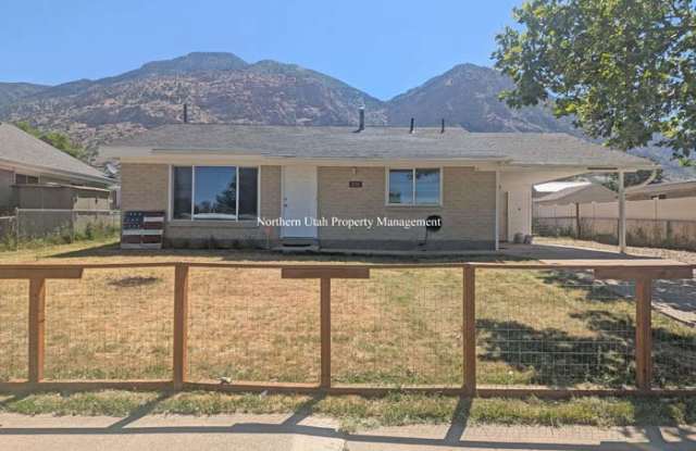 838 N Liberty Ave photos photos