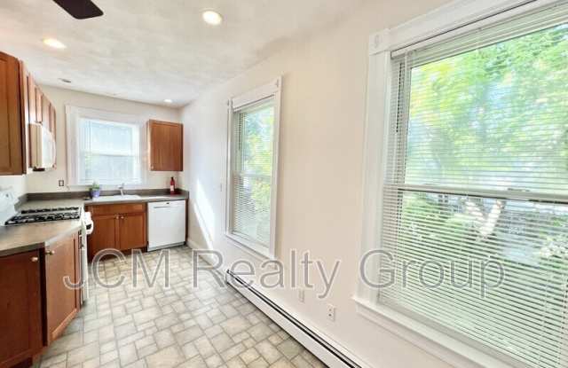 19 Allen Ave photos photos
