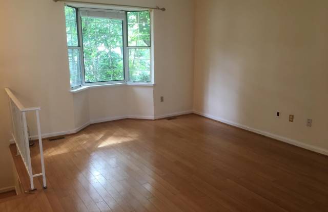 2394 BRANLEIGH PARK COURT Gallery 3