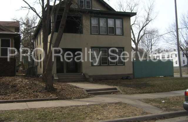 927 Logan Avenue North Gallery 4