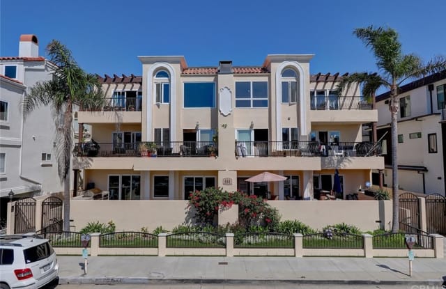 444 Hermosa Avenue - 444 Hermosa Avenue, Hermosa Beach, CA 90254