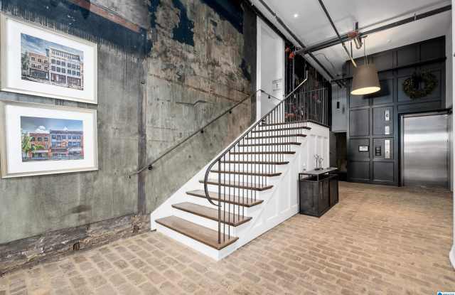 2227 N 2ND AVENUE Gallery 4