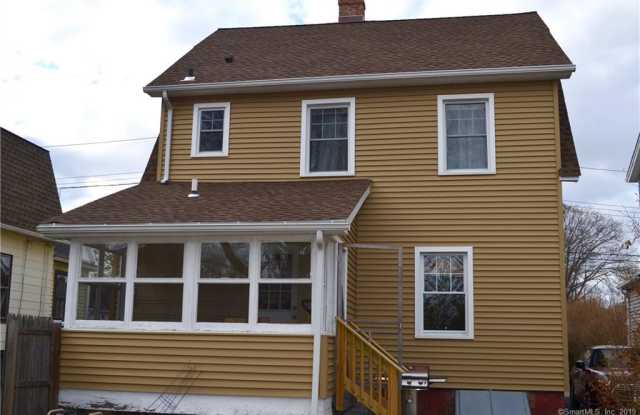 61 Florence Avenue Gallery 3