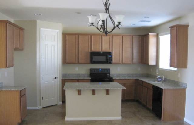 16920 W Mohave St Gallery 2