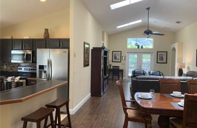 16140 BLOSSOM HILL LOOP Gallery 3
