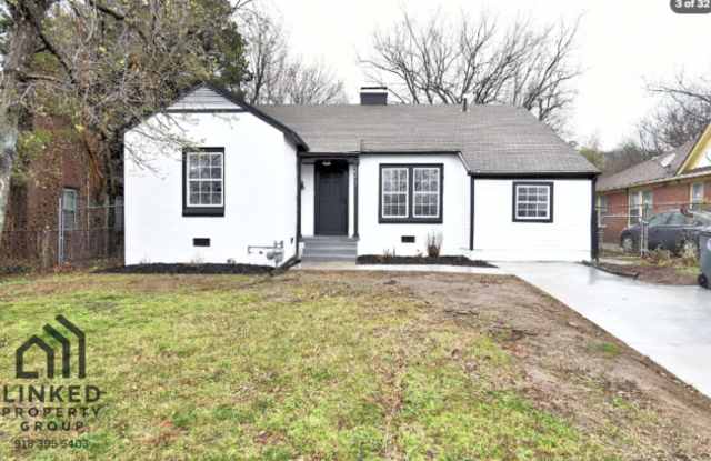 Charming Home for Rent in North Tulsa – 2212 N Boston Pl Gallery 1