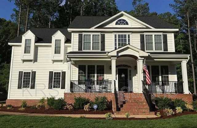 13302 Beacon Hill Way - 13302 Beacon Hill Way, Carrollton, VA 23314