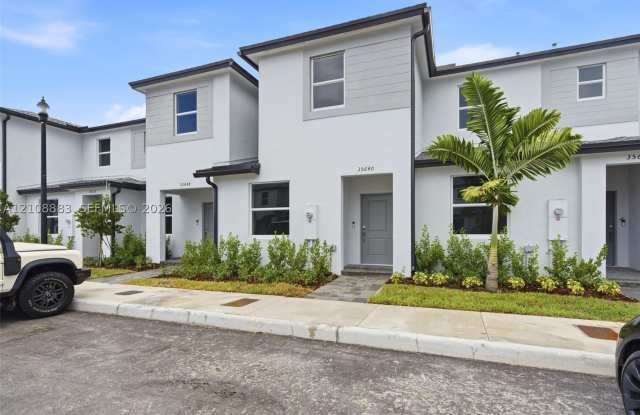 35640 SW 178th Pl Gallery 1