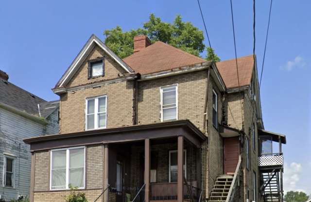 63 West Hallam Ave photos photos