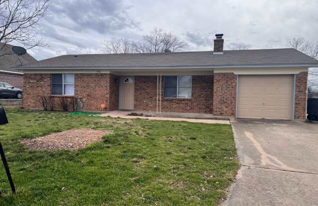 706 Rim Dr ...Call LONGHORN PROPERTIES at 254-526-0382 for details - 706 Rim Drive, Killeen, TX 76542